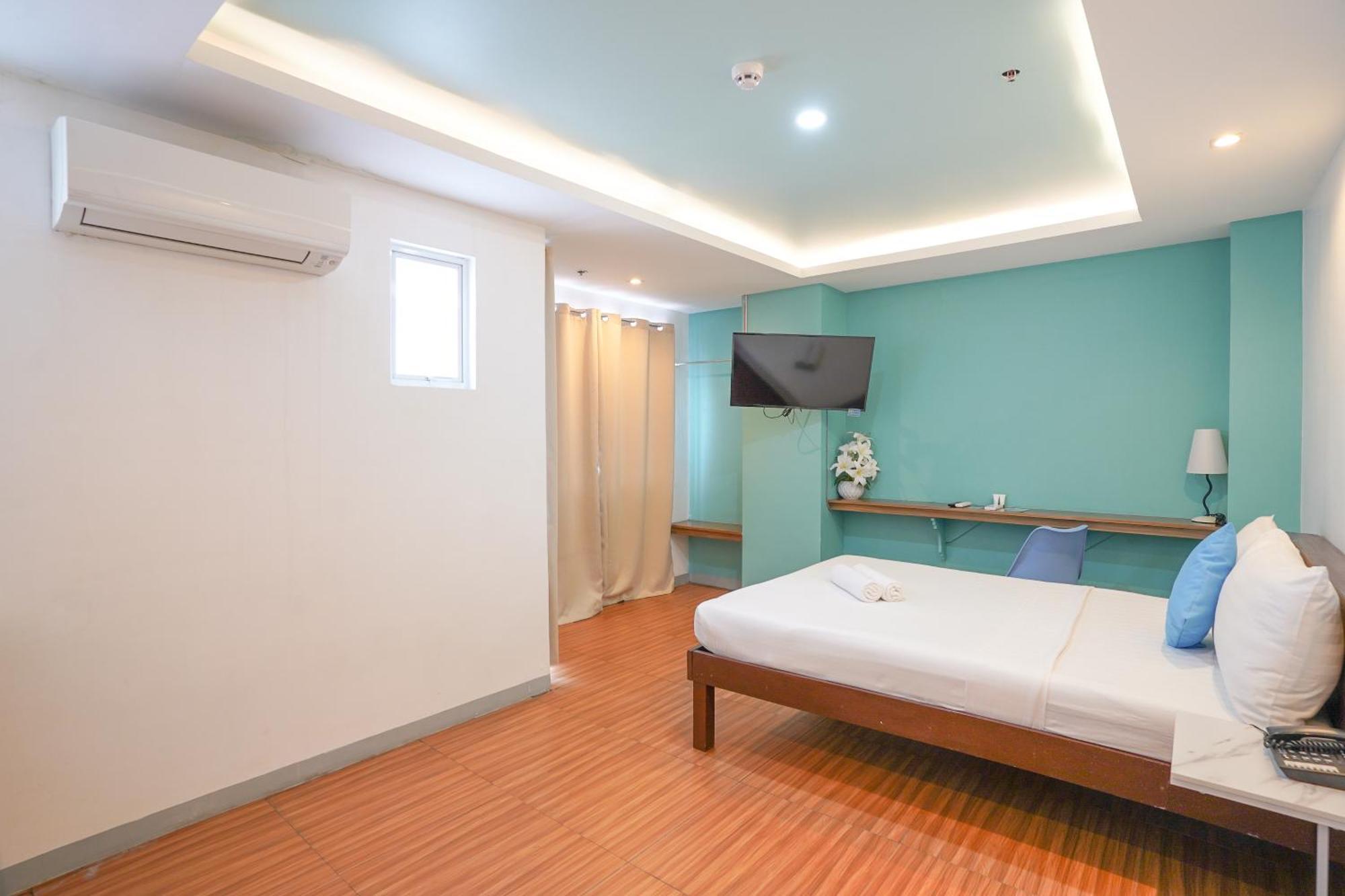Arzo Hotel Premier Makati City Dış mekan fotoğraf